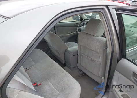 2004 Toyota Camry Le from USA, damaged, VIN 4T1BE32K54U803942